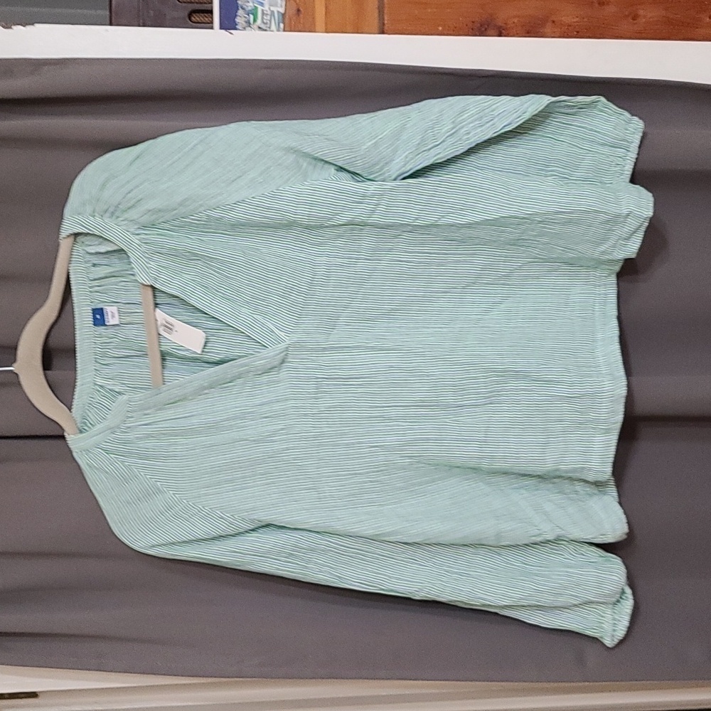 NWT Old Navy Womens  Cotton Blouse Shirt 100% Cotton V-neck Striped Sz M‎